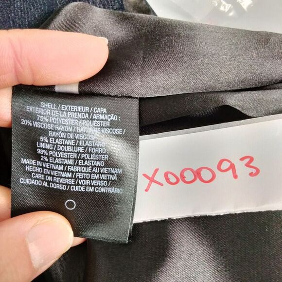 Tahari Fit & Flare Dress Womens Size 6 Black Sleeveless Lined V-Design Sheer - Picture 11 of 11